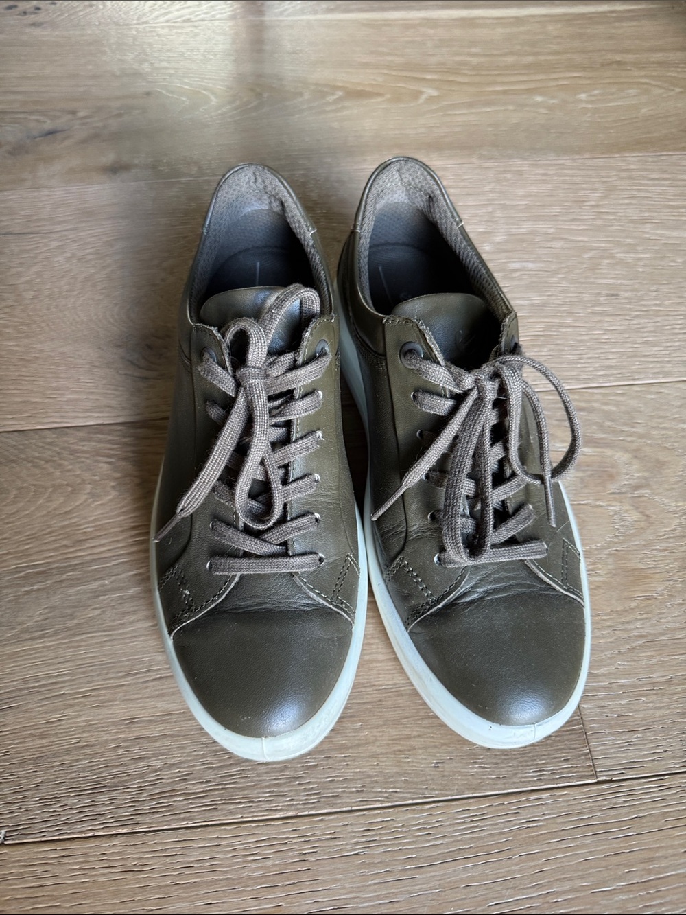 Ecco Olive Green Leather Lace-Up Sneakers
